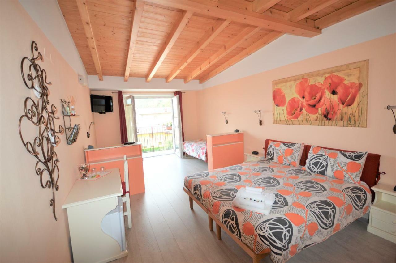 B&B La Vecchia Tipografia - Lago D'Idro Ponte Caffaro Exterior photo