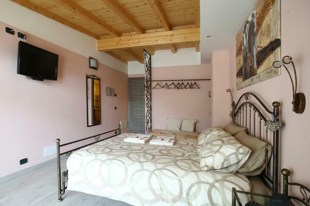 B&B La Vecchia Tipografia - Lago D'Idro Ponte Caffaro Exterior photo